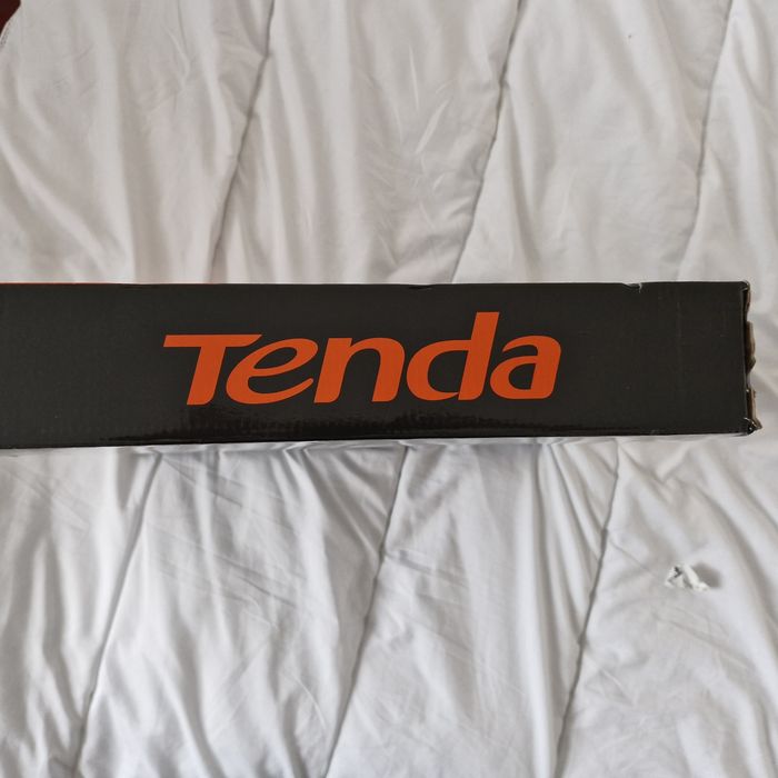 Router WiFi 6E Tenda RX27 Pro