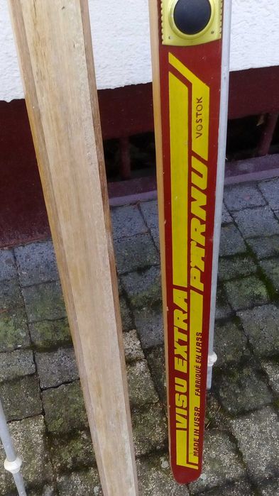 Narty biegowe drewniane