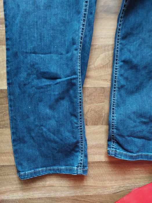 spodnie jeans dżinsowe  męskie  - MAC 44/34  niemieckie  jeansy