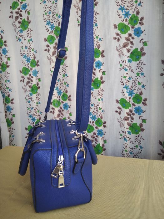 Нова жіноча сумка кросс-боді