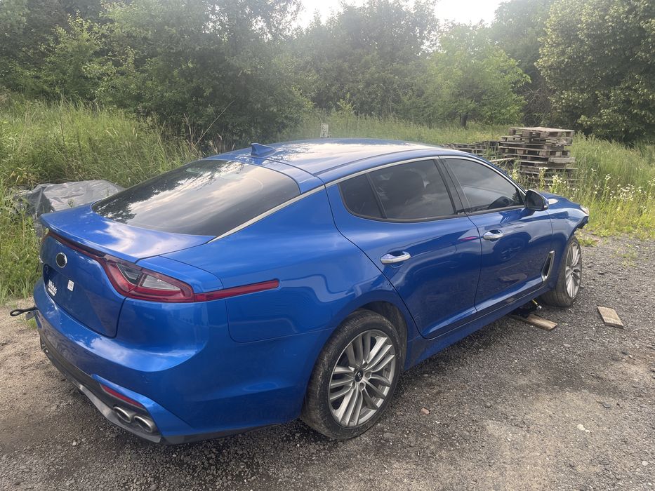Stinger kia super stan