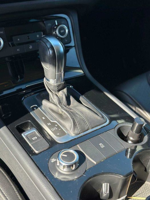 Volkswagen Touareg 2013 VIN WVGEF9BP7DD012871 фото оголошення 9 з 22