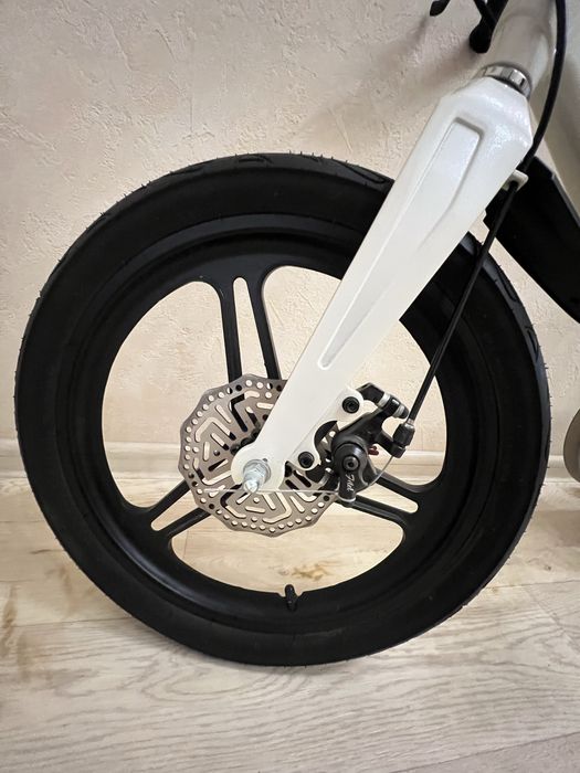 Дитячий 2-х колісний Велосипед Lumar Germany 16