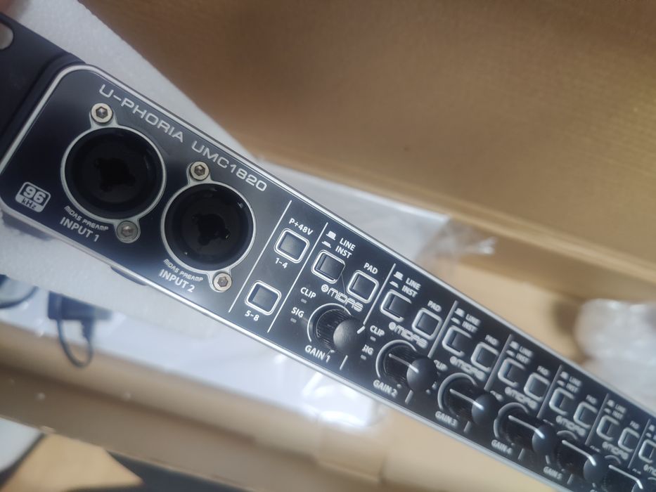 Interfejs audio Behringer UMC1820