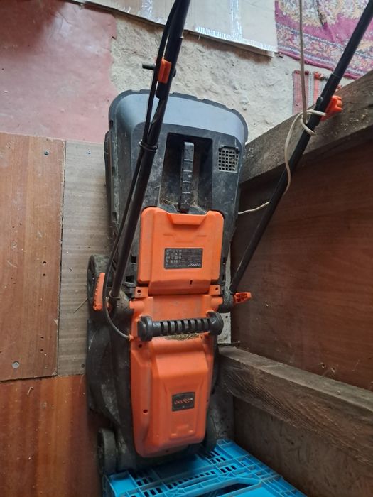 Продам косилку днипро м