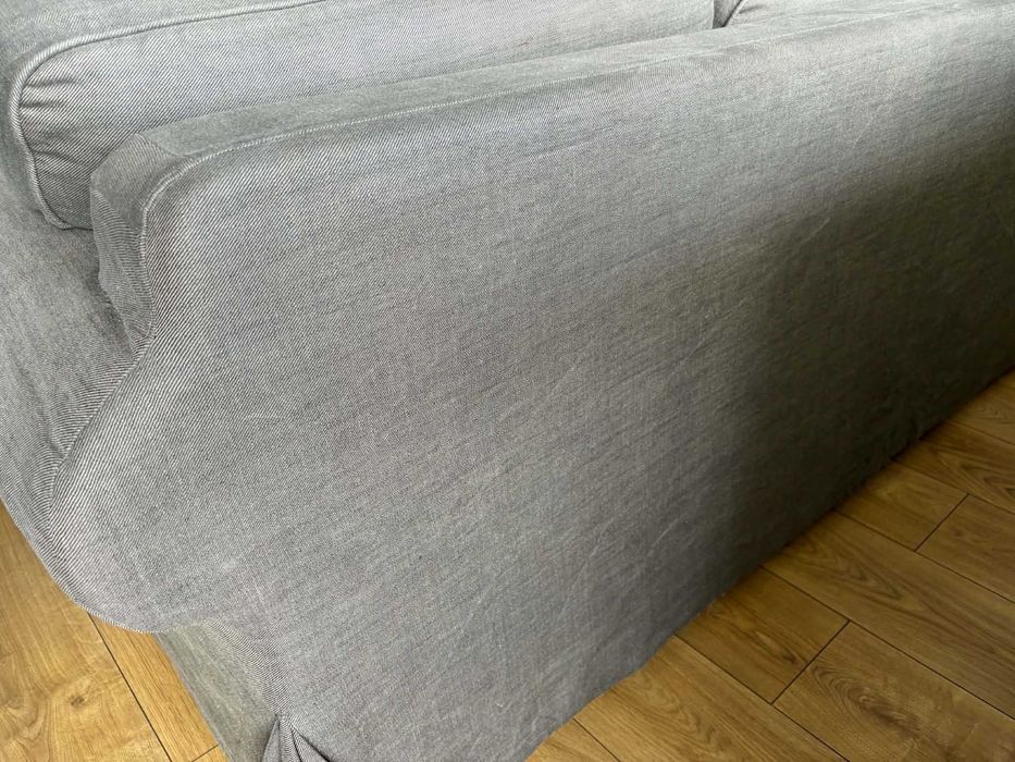 Kanapa rozkładana z funkcją spania EKTORP Ikea oraz podnóżek na pościel