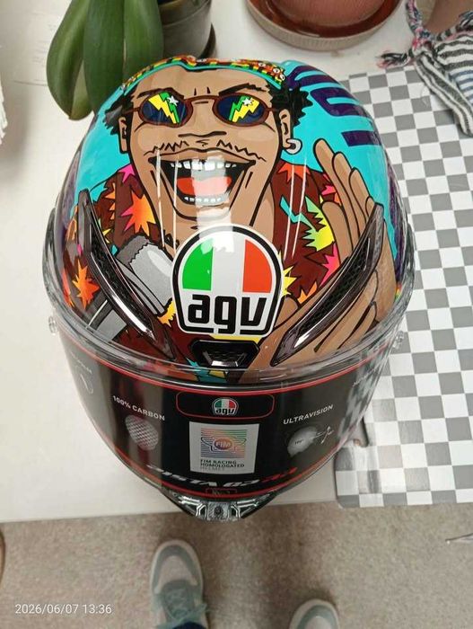 Capacete AGV pista GP RR franco Morbidelli Misano