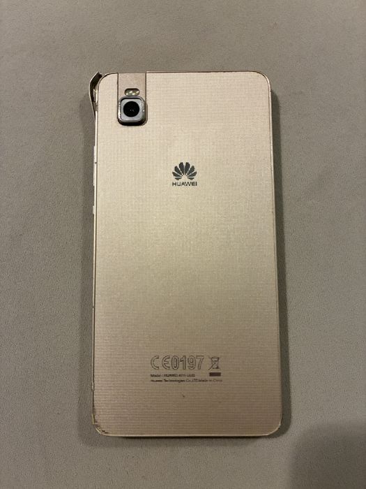 Smartphone Huawei ATH-UL01