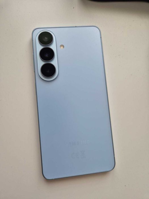 Samsung Galaxy S26 Jasnoniebieski Delikatnie Używany