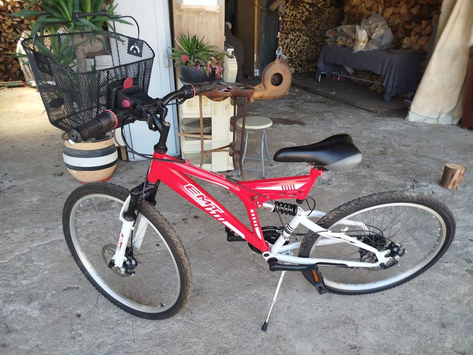 Bicicleta EMT em bom estado