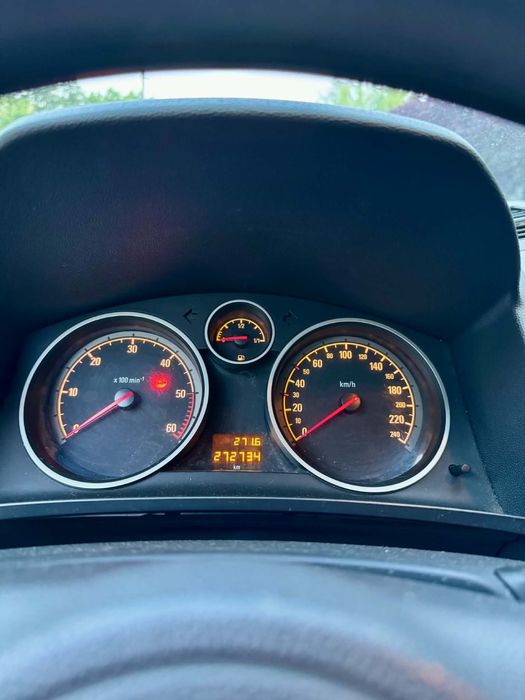Opel zafira B 2007r.
