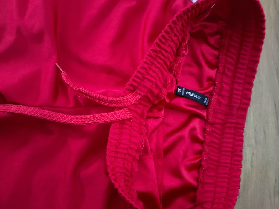 Czerwone dresy damskie XS