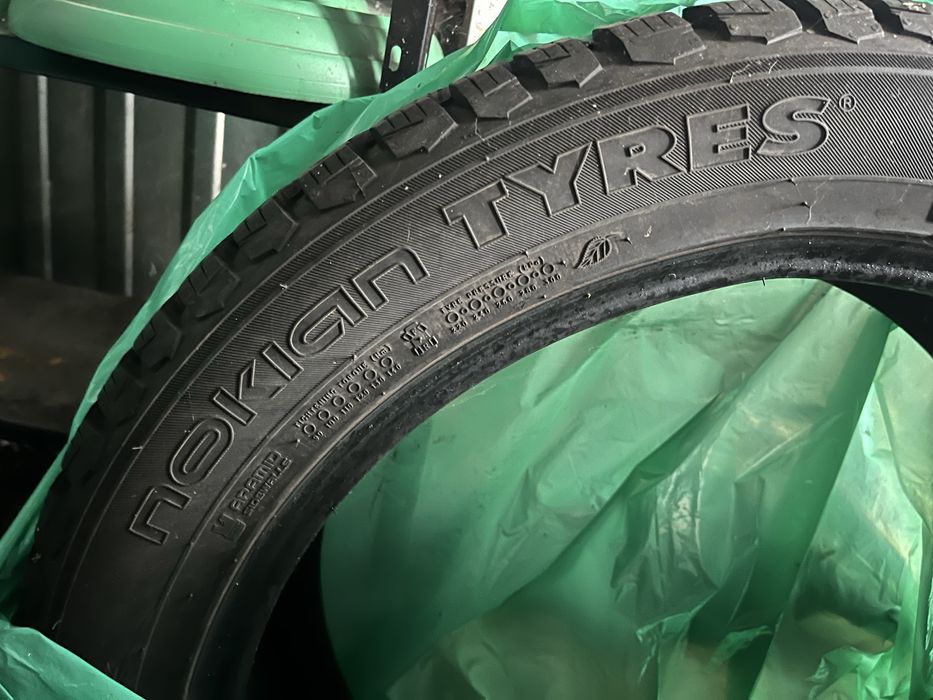 Opony zimowe Nokian 285/45R22 Hakkapeliitta 9 SUV jak nowe Malbork