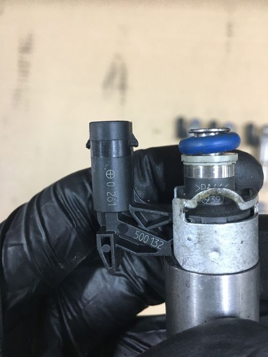 Форсунка Volkswagen Tiguan Passat Golf Touran Polo 1.2 1.4 TSI БЕНЗИН.