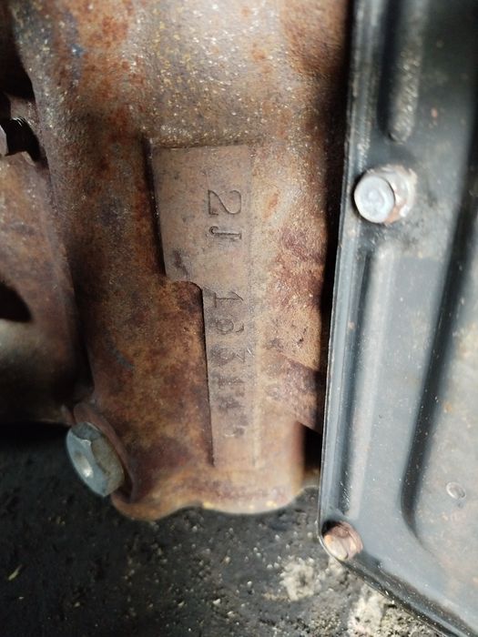 Silnik 2J toyota blok głowica wał tłok pompa paliwa rozrząd wózek widł