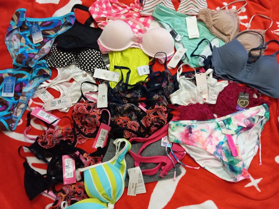 Zestaw paka bielizny,biustonosze,stroje