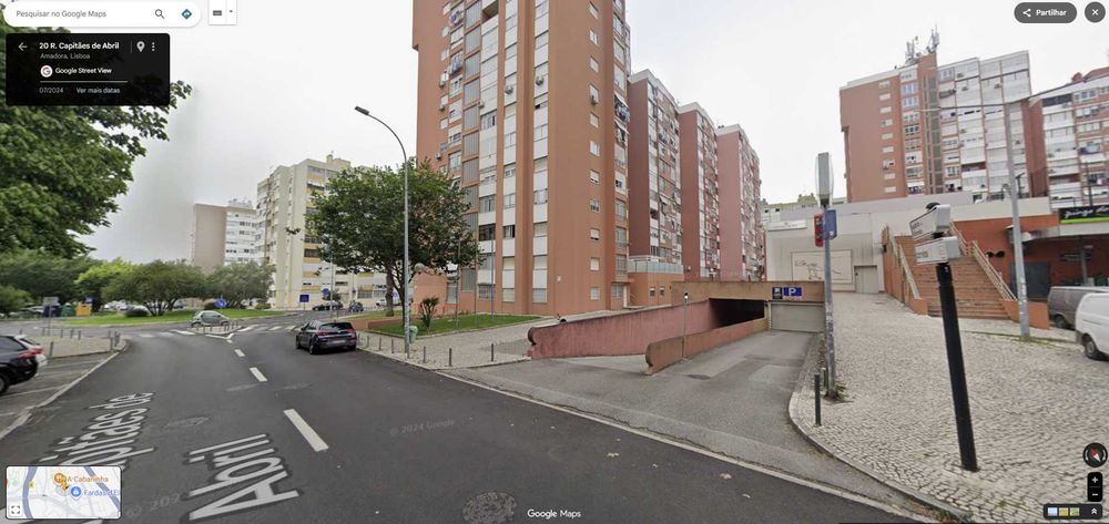 Aluga-se Garagem BOX fechada CC Colina do Sol - Alfornelos