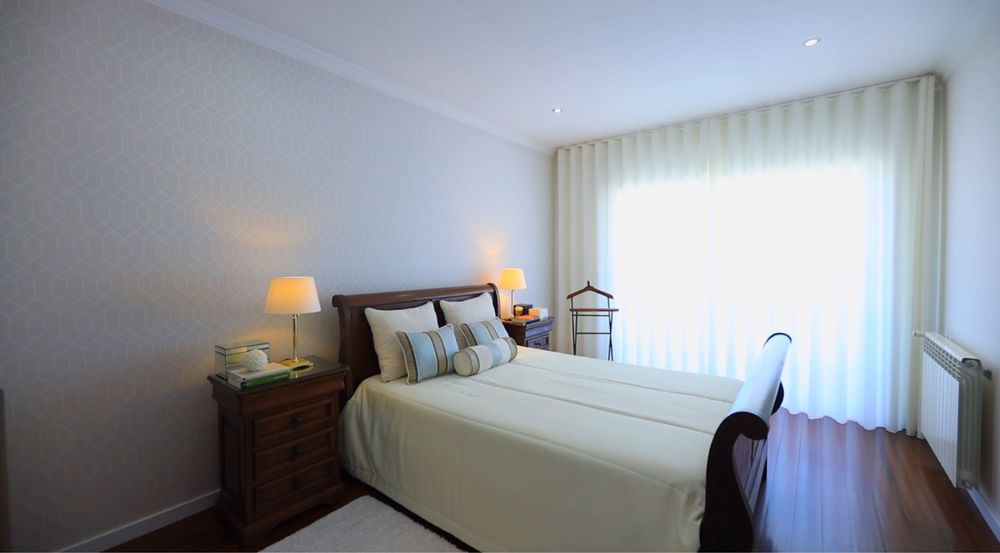 Mobília de Quarto de Casal como nova