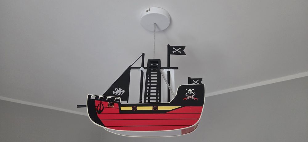 Lampa dziecięca sufitowa statek pirack