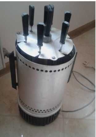 Радянська електрошашличниця.