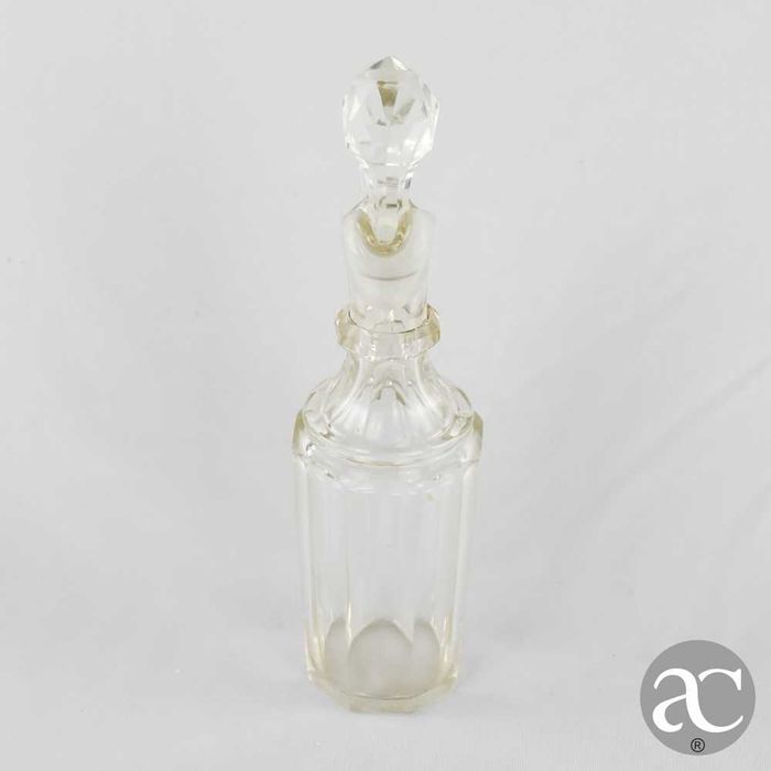 Galheta em cristal facetado, séc. XIX