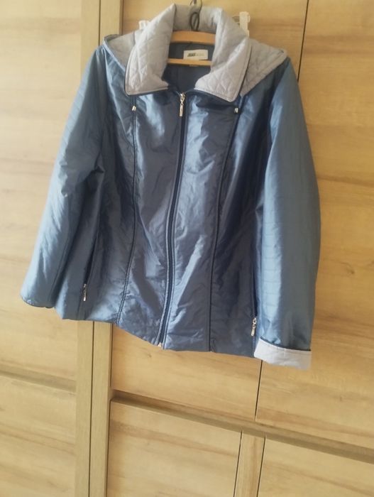 Kurteczka wiosenna damska