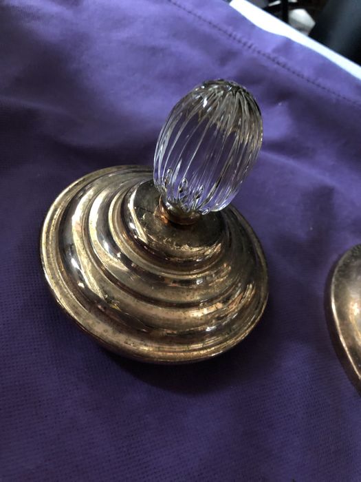 Peca antiga  bomboneira. Vidro