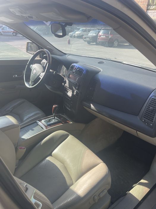 Cadillac srx 2005р v8 4.6