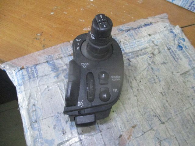 Conjunto / manetes de luzes e limpa vidros RENAULT Clio III (BR0/1, CR