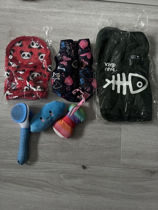 Лот товарів для собак/котів, одежа, іграшки, щітка для шерсті, нове