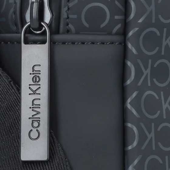 Сумка Calvin Klein Monogram Messenger | TOTAL BLACK (прорезинена) гарної якості