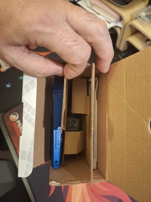 nintendo 2ds mariokart 7 com caixa, encartes e jogo de origem