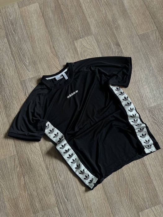 Футболка чоловіча Adidas Trefoil з лампасами, розмір XL