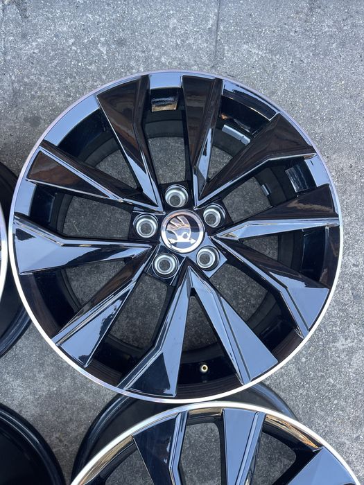 Диски.  Шкода. R16/5/100/7J/ET46.