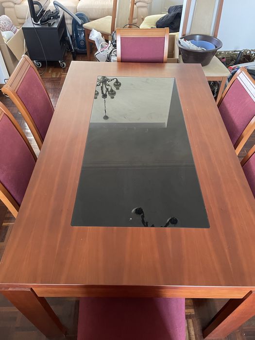 Mesa de refeições extensivel, em madeira e vidro gris