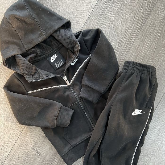Дитячий костюм NIKE оригінал 18 міс