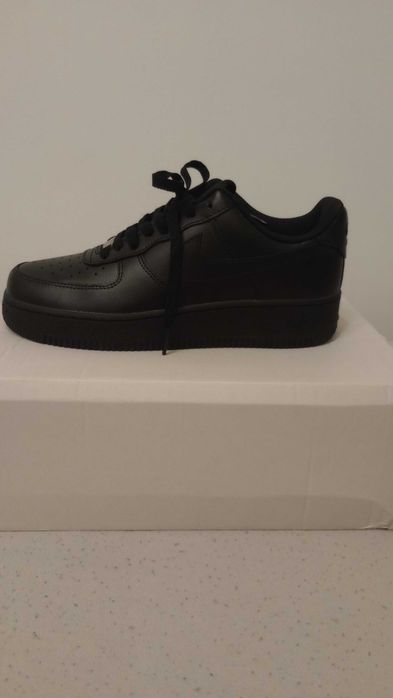 Buty Nike czarne AF1 0'7