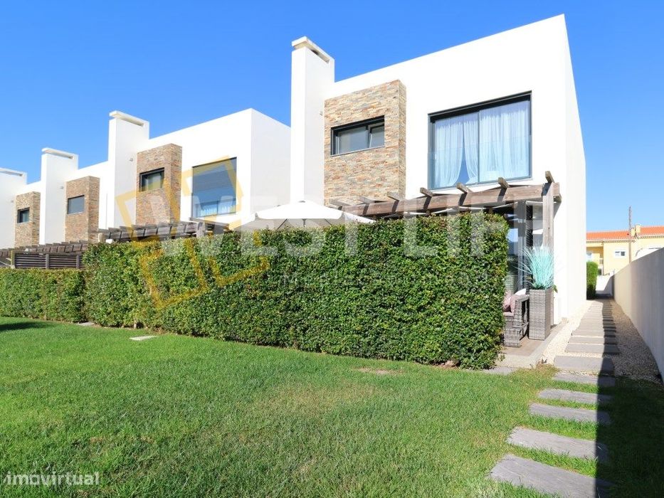 Moradia T3 com 2 terraços - Vista Mar - Santa Cruz, Torres Vedras