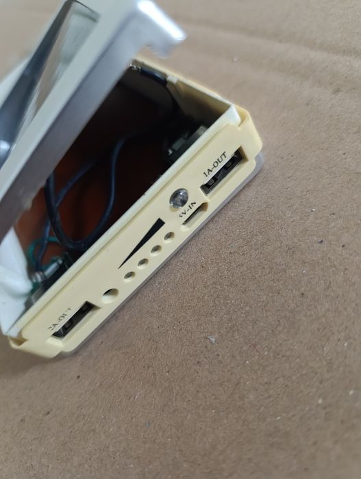 Caixa de powerbank para baterias