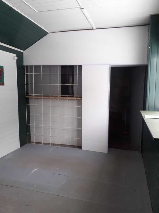 Оренда приміщення з територією