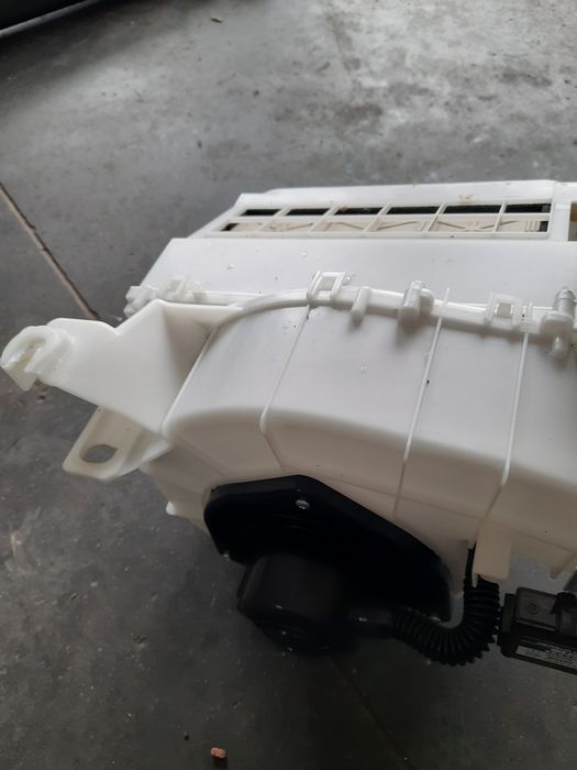 Nagrzewnica z wentylatorem - Suzuki Grand Vitara 2012