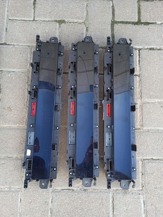 Приборна панель, Спідометр Рено Сценік 2