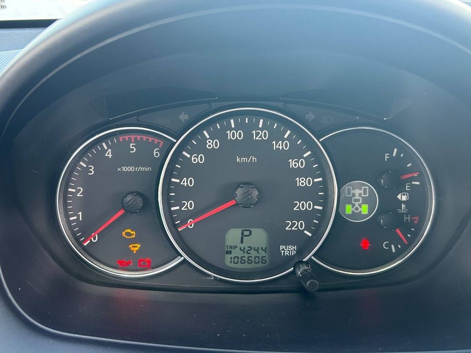 автомобіль паджеро спорт