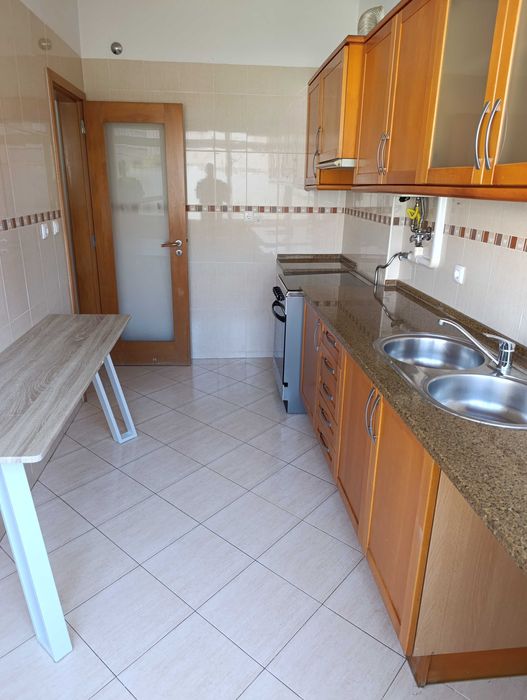 Apartamento t2 à venda na Avenida General Humberto Delgado, Paio Pires — Seixal, Arrentela E Aldeia De Paio Pires, Setúbal