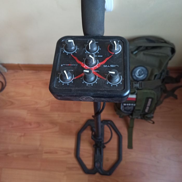 Detektor wykrywacz metalu Vista X