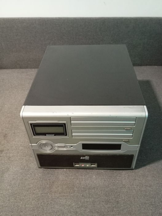 Komputer do zabudowy