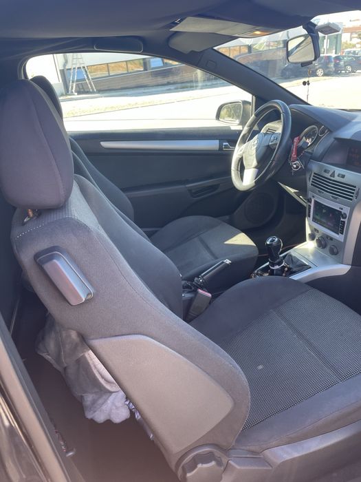 Opel astra H Gtc