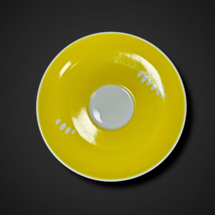 Filiżanka ze spodkiem Ćmielów Krokus proj. Potacki żółta b5/12078