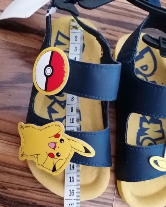 H&M Pikachu Pokemon sandały NOWE rozmiar 24