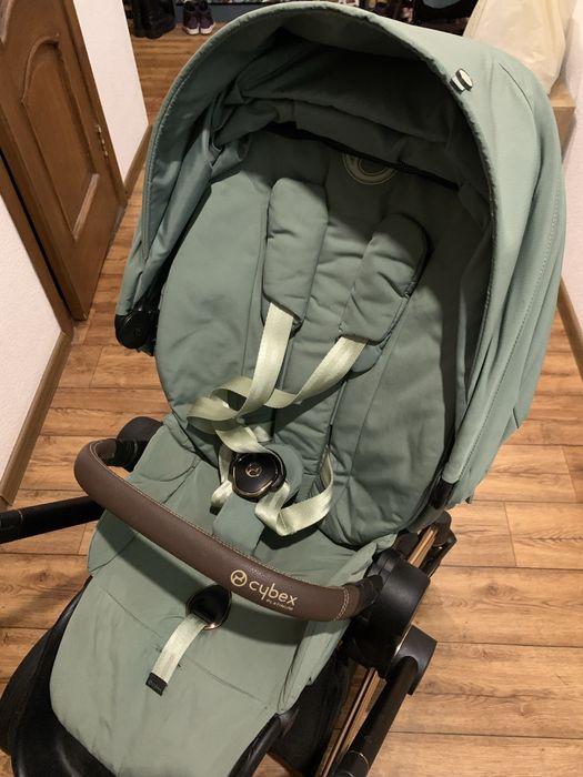 Коляска Cybex ePriam 4.0 rosegold з електроприводом